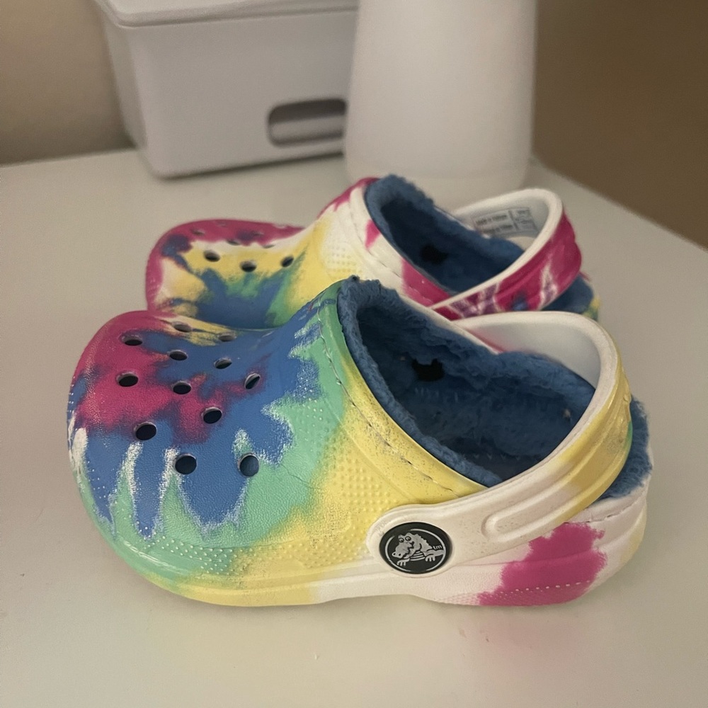 Toddler lined Crocs